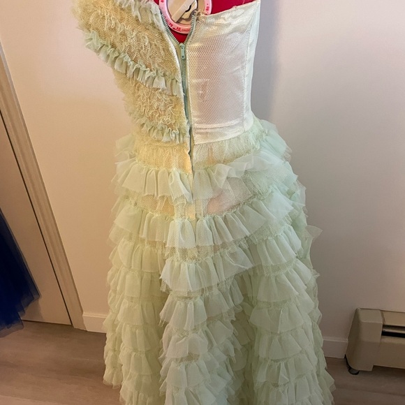 Stunning Vintage strapless ruffle dress - Picture 13 of 16